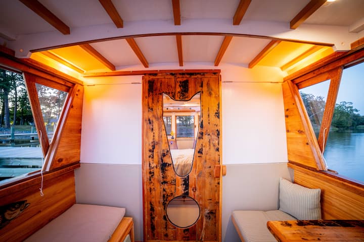 Glamping Boat On The Wye River W/ Boat Ramp - Queenstown, MD