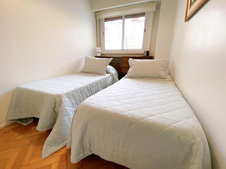 საძინებელი 1