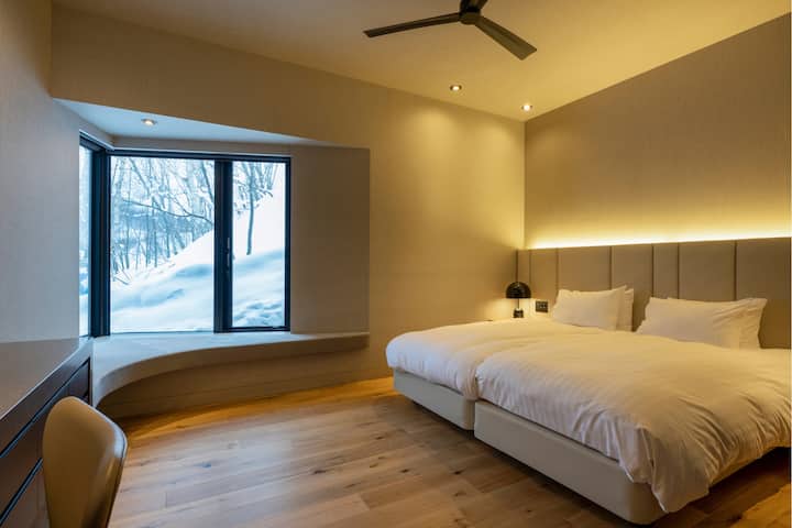 La configuración de la cama se puede establecer en 1 cama tamaño king o 2 camas individuales. 