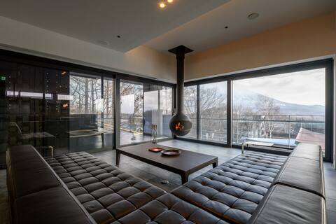 5BR Holiday Retreat in the heart of Hirafu