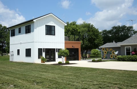 The Little Gray House!