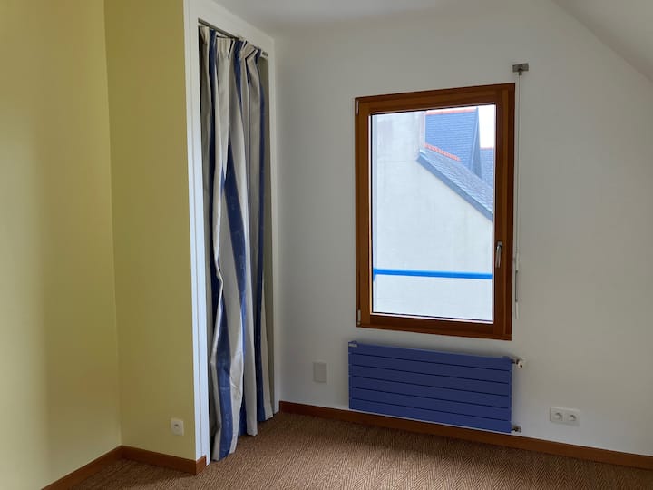 spálňa 3 na poschodí