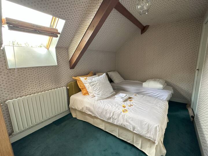 საძინებელი 1