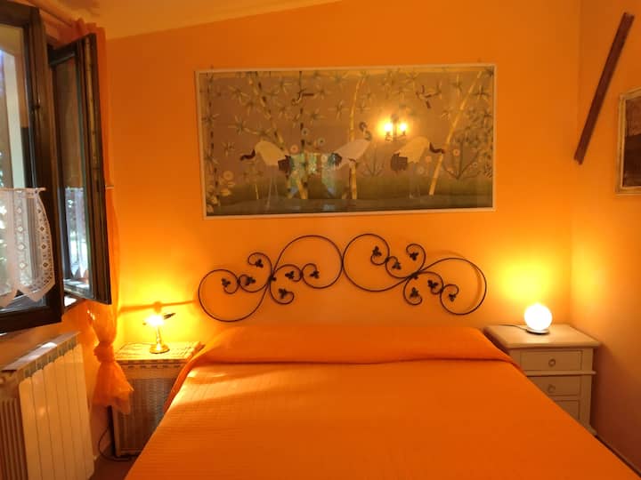 Соба за ЕЛЕНИ, спална соба