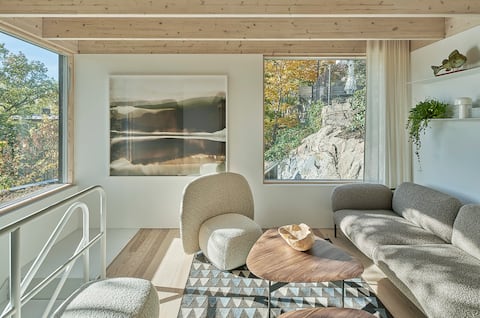 Top performing Airbnb: Private and central urban retreat by the water in Kungsholmen