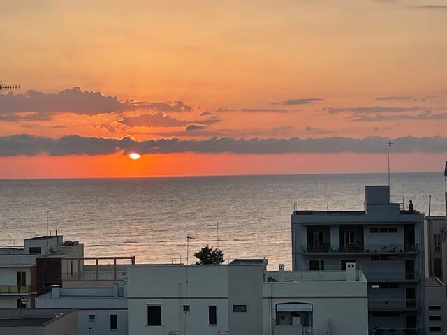 Monopoli Roof – Attico con vista mare e terrazzo gallery image 3