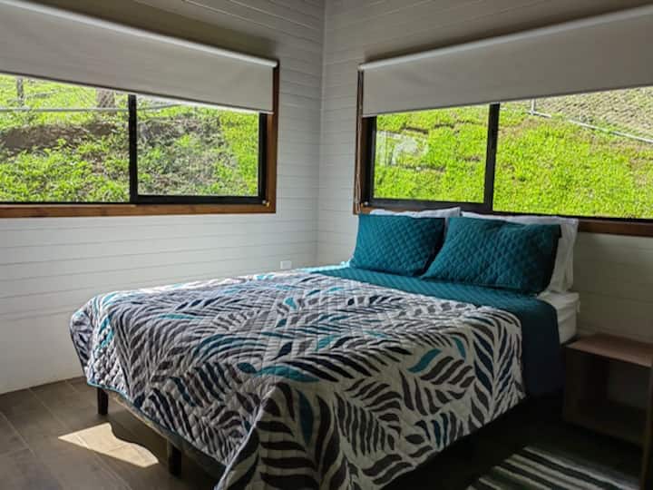 חדר 2 - קווין