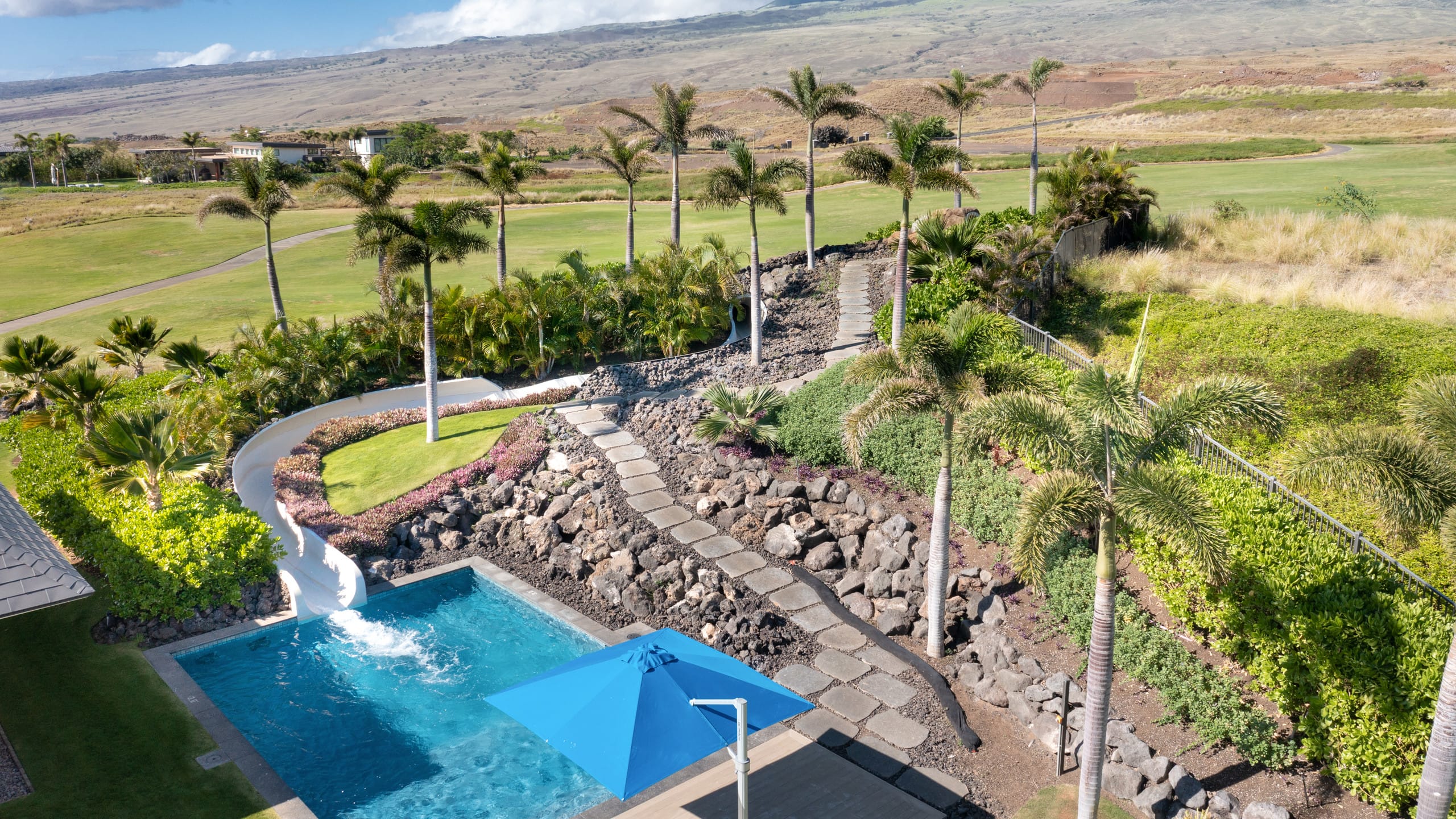 Home in Waimea · ★5.0 · 4 bedrooms · 7 beds · 4.5 baths - Image 14