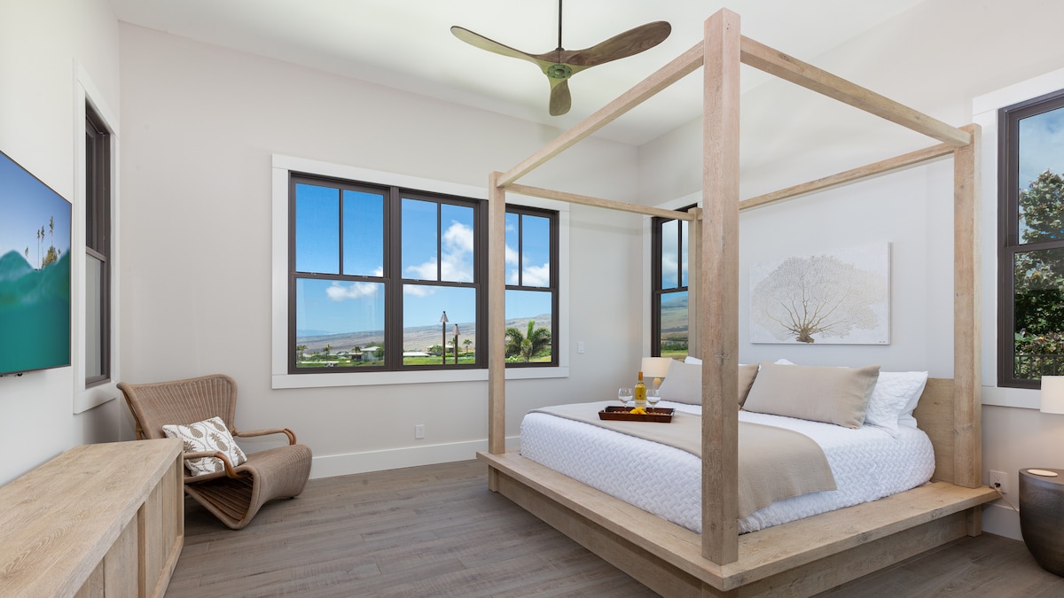 Suite principal con cama tamaño king, vestidor y baño en la habitación