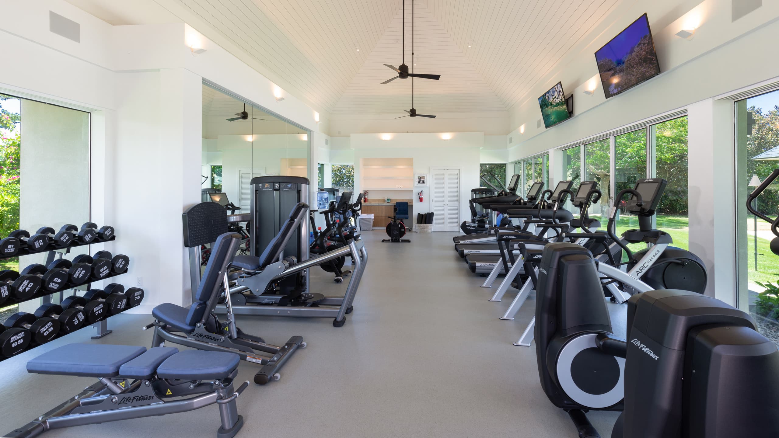 Home in Waimea · ★5.0 · 4 bedrooms · 7 beds · 4.5 baths - Image 76