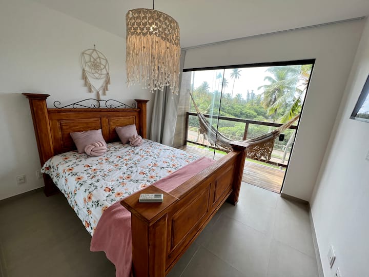 климатизиран суит и телевизор.