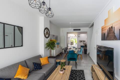 Grande Maison Familiale + Garden
