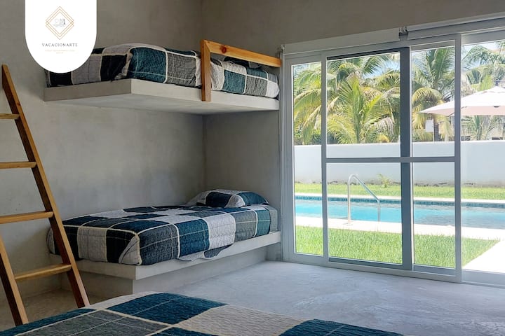 Amka upate mwonekano wa bwawa. 