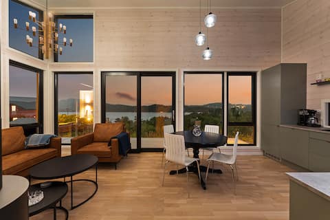 Popular Airbnb listing: Cabin Bellevue (beautiful view) in Vestland