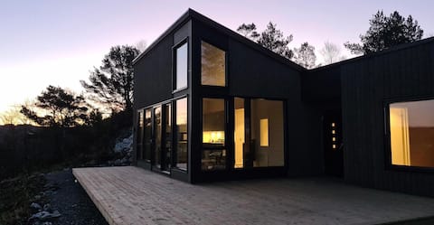 Bellevue Cottage (Beautiful View)