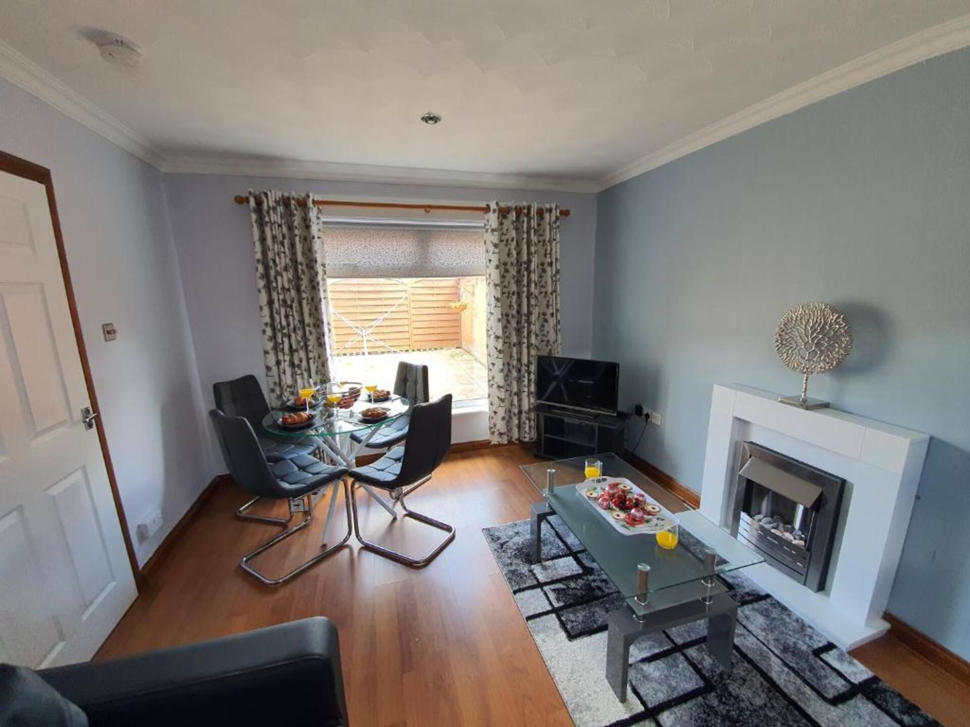PREMIER - Kenilworth House — photo 2