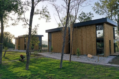 Salina's Nest - Huti