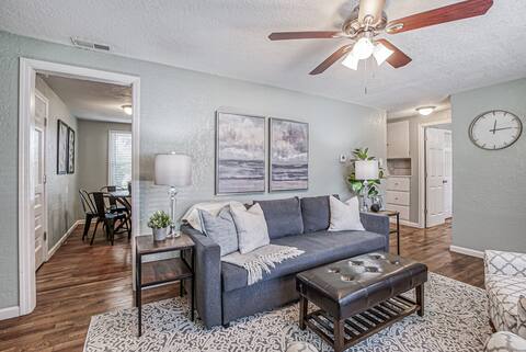 Kansas City Rim: 3bd/1ba house