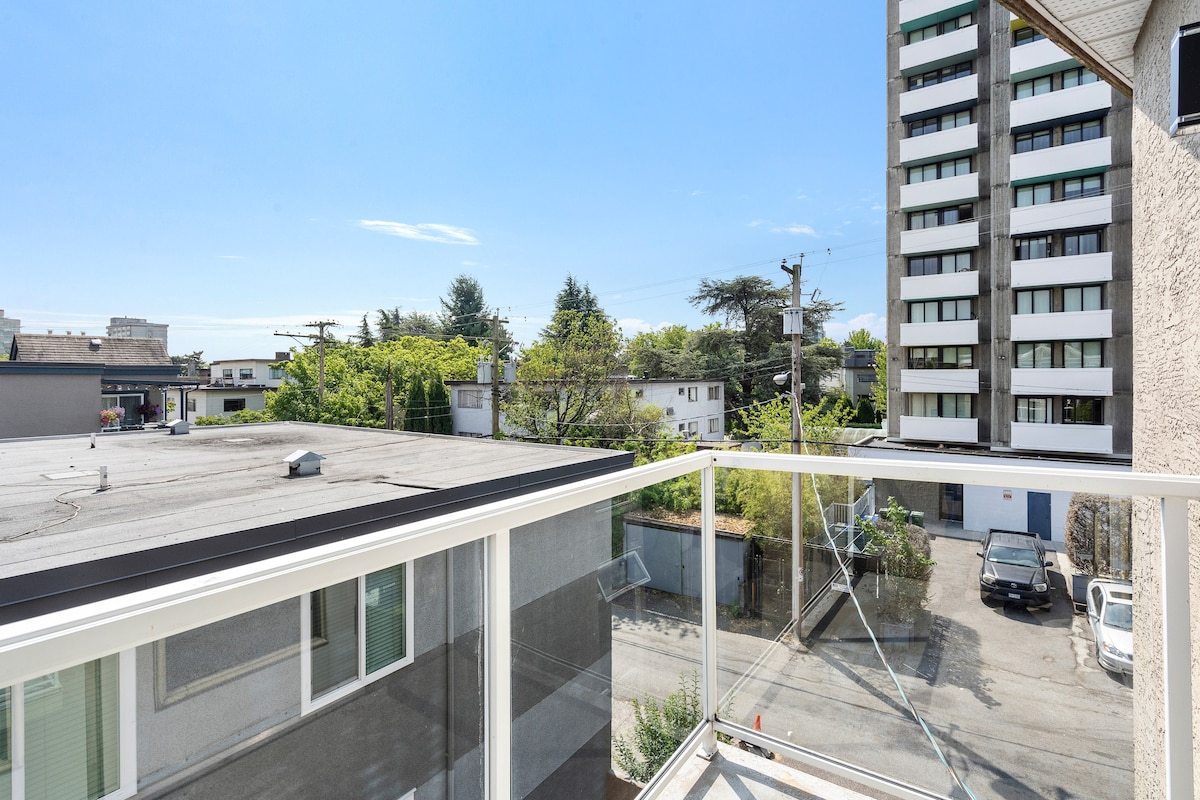 Spruce Suites Four