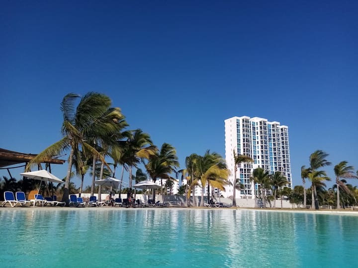 Beautiful Beach front apartment - Rio Hato