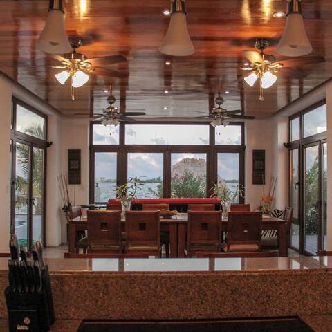 4 Bedroom Villa W/private pool gallery image 5