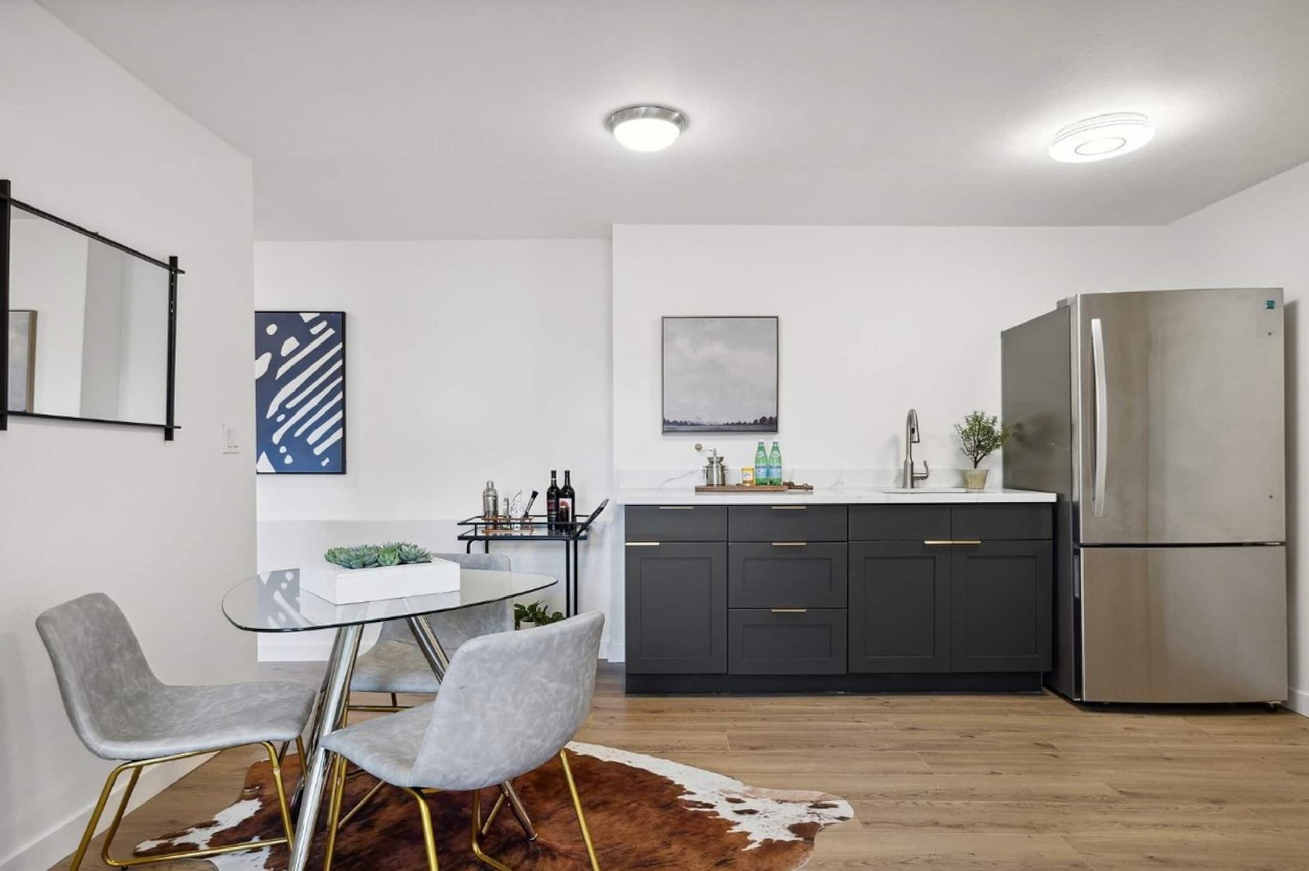 Home in San Francisco · ★4.68 · 1 bedroom · 2 beds · 1 bath - Image 5