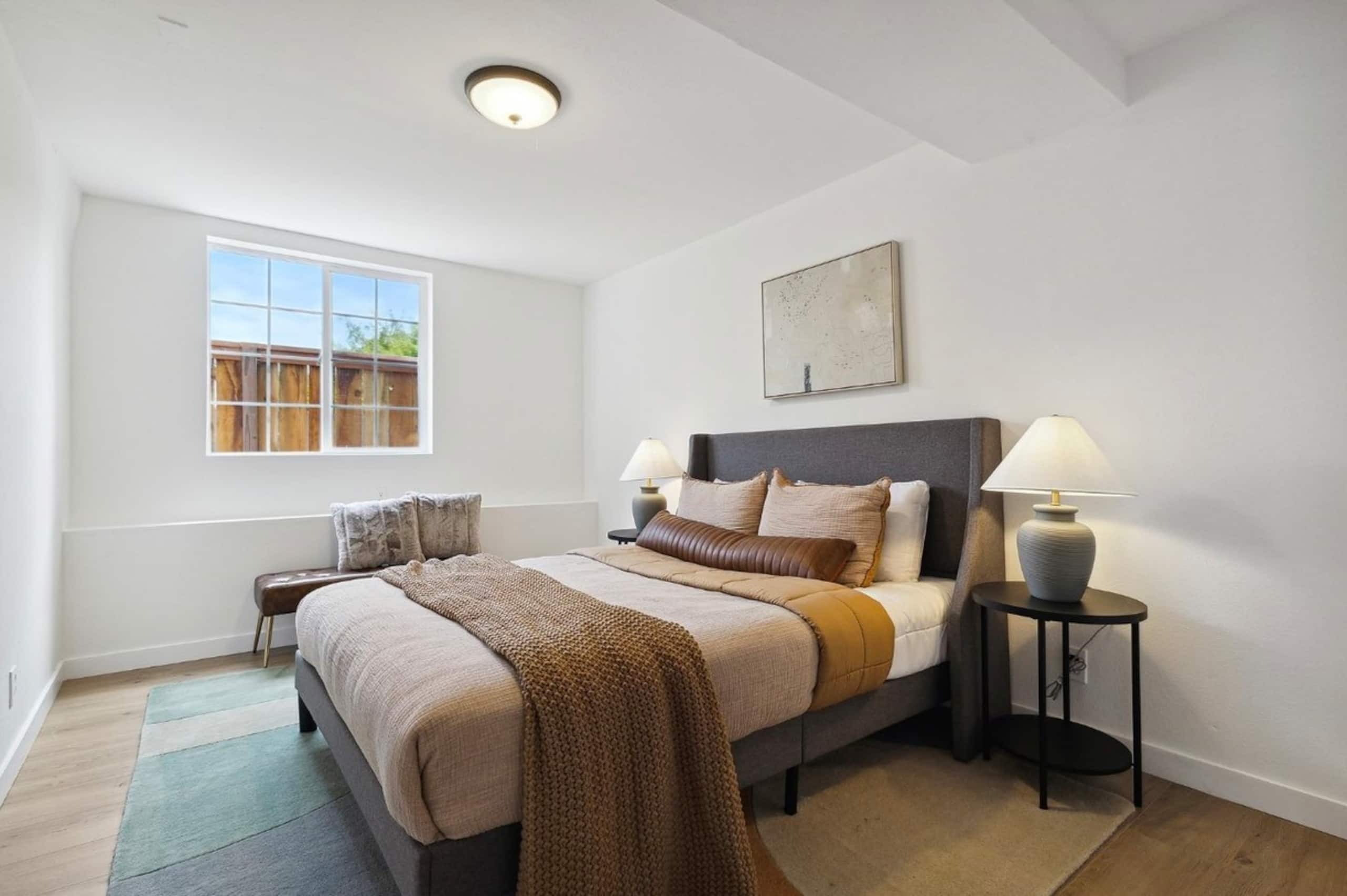 Home in San Francisco · ★4.68 · 1 bedroom · 2 beds · 1 bath - Image 15