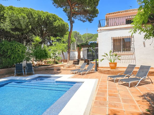 Checkinrooms Holiday Rent managed Airbnb listing 1