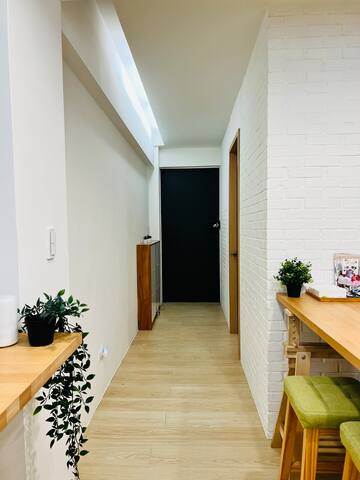 3bd/3ba Ensuite Bathrooms｜Central Taipei Da’an gallery image 3