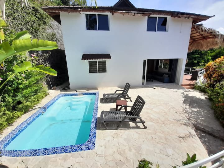 Private Villa with Ocean View, Pool, A.C Houses for Rent in Las Terrenas, Samaná, Dominican