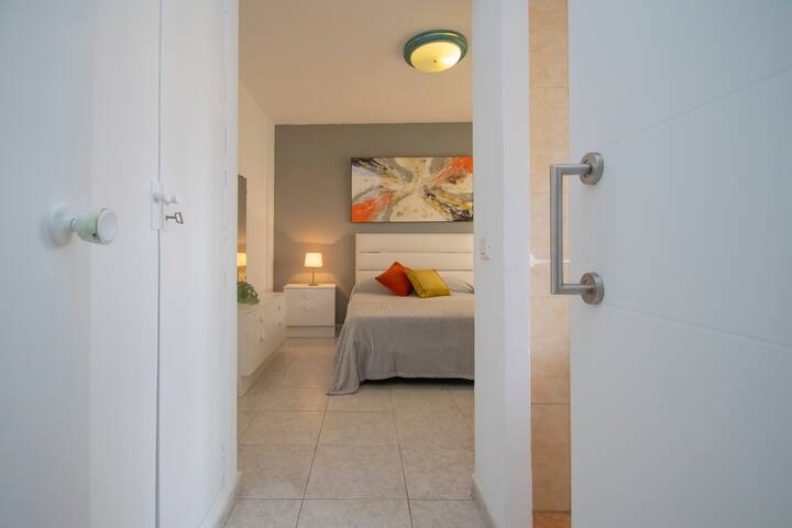 Leistungsstarkes Airbnb: Beautiful apartment in Triana | 15m Giralda in Triana Este