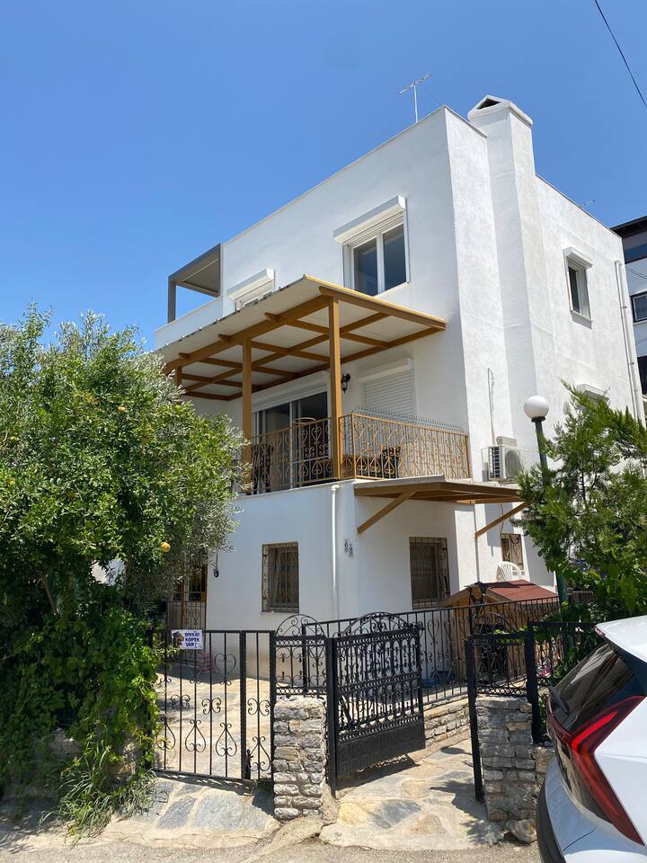 Merkezde Havuzlu 3+1 - Bodrum