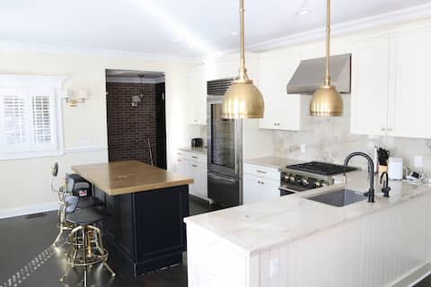 Luxury 2k Sqft- 2 BR/2.5 BA Home