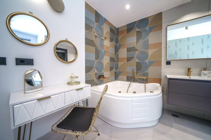 Naval villa-Panoramic villa with heated roof pool gallery image 5