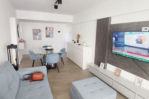 Top Airbnb: Refurbished flat modern & best Location en Mar Del Plata