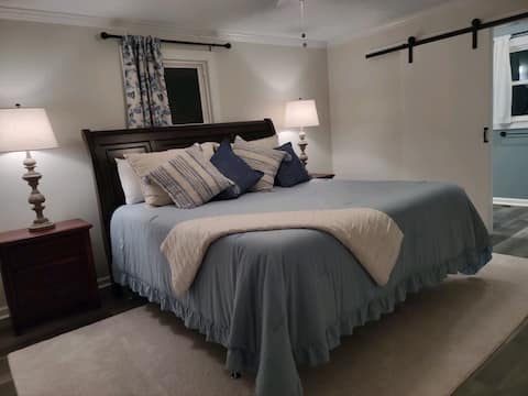 Popular Airbnb listing: 210 on Blackburn in Kingsport / Bristol