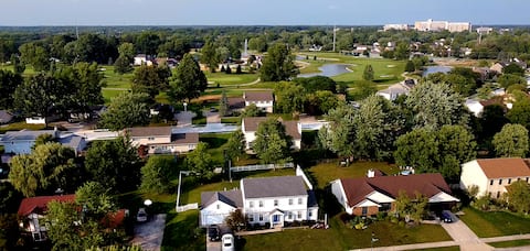 Entire Home - 3,700 sq/ft in Golf Community - 5 BR