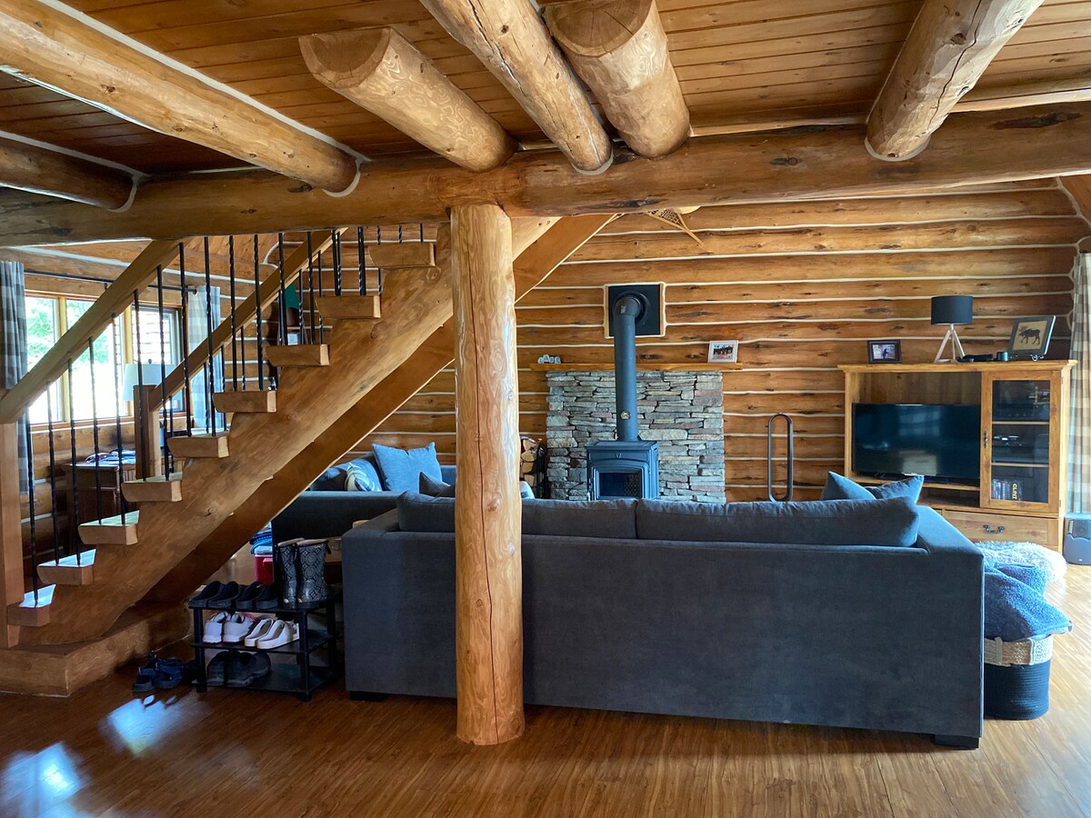 לפקוח עין על הילדים שלך, לדבר עם החברים והמשפחה בקלות עם תוכנית הקומה הפתוחה 