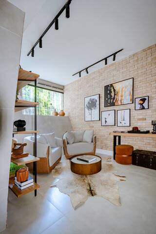 Amazing stay in 3 bedrooms with private bathrooms gallery image 4