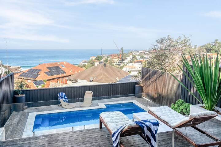 Stunning Tamarama Beach House