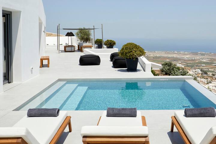 Kamini White 2 Bedroom