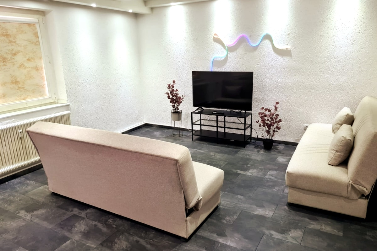 Propiedad de Airbnb exitosa: Theox No 10 | 6 people | Kitchen | Senseo | 90 sqm en Untermeiderich