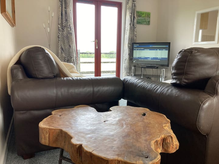 Cotswolds Cabin Farm Stay - Cotswolds