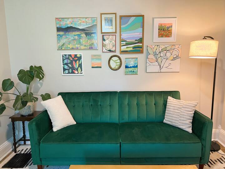 Cute Studio in Old West End