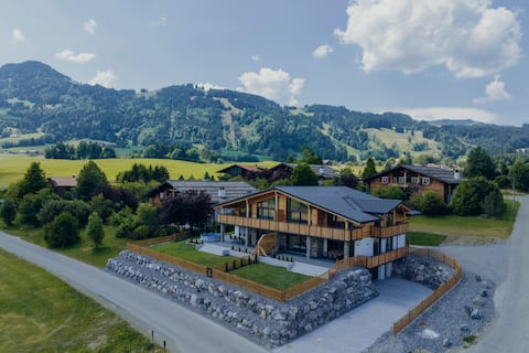 Top dog First Class Living: Hirschsprung