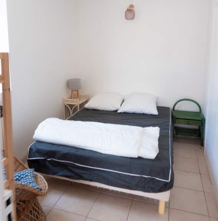 Dhomë gjumi 1