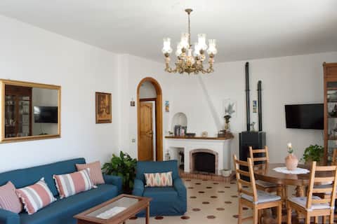 Proprietà Airbnb di successo: Villa overlooking the sea a Praiano