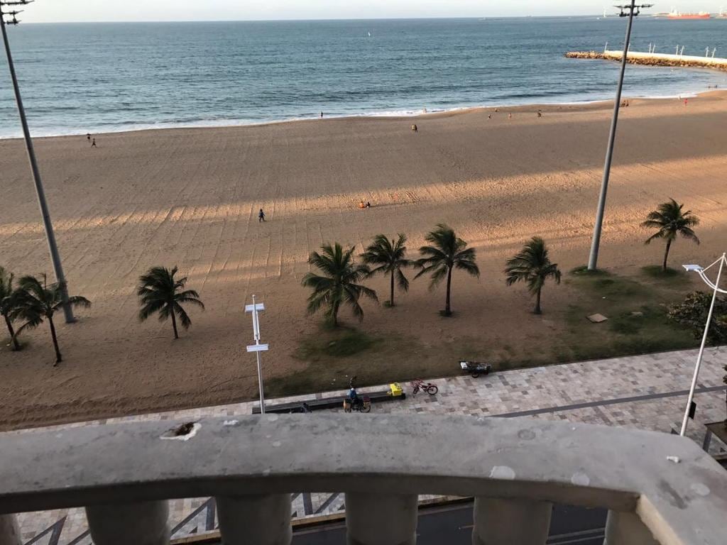 Foto do anúncio de Apartamento frente para o MAR704 em Meireles, Fortaleza