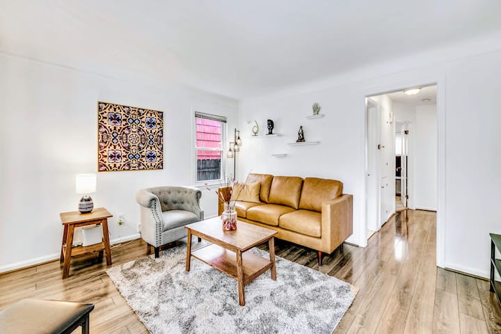 Chic 4br/3ba-5min 2 Royal Oak Dt-super Fast Wifi - Troy, MI