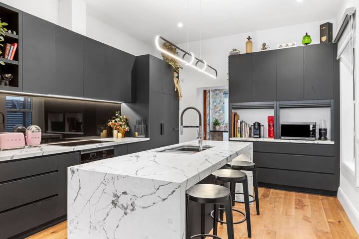 Haven @ Collingwood- 3 bed, 3 carpark, Foxtel gallery image 3